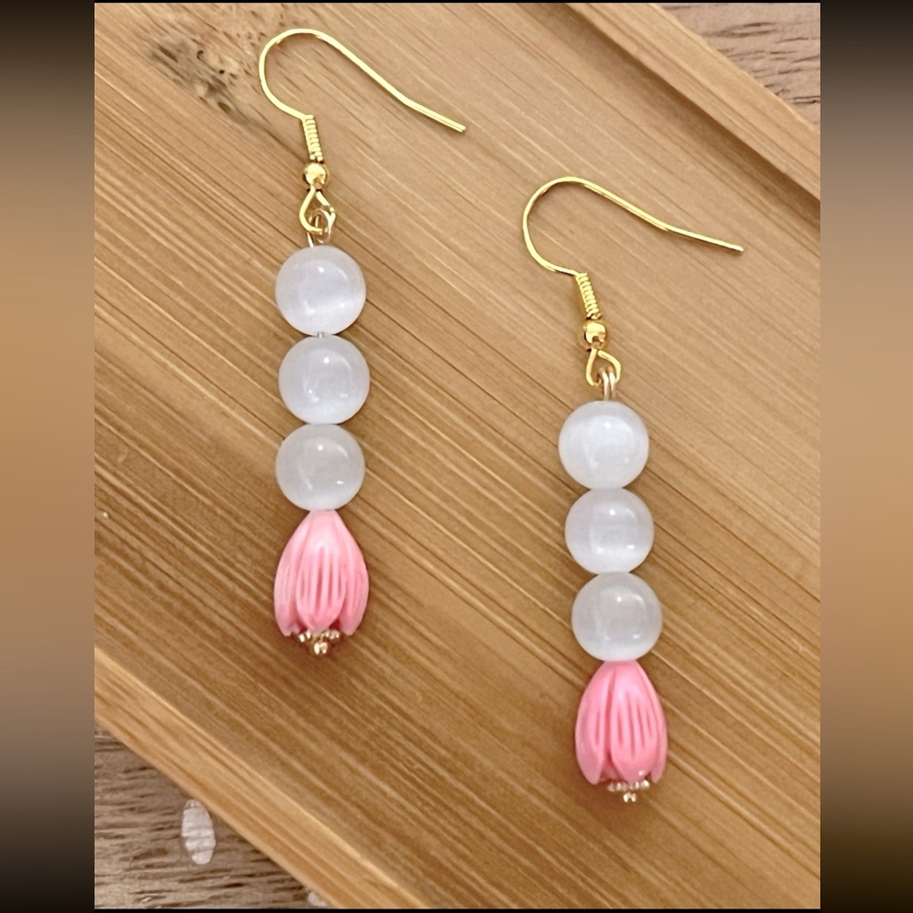 New Cute Cats Eye & Coral Flower Earrings